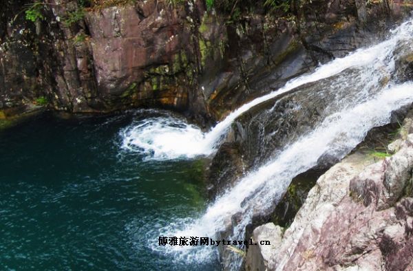 藤溪瀑布群
