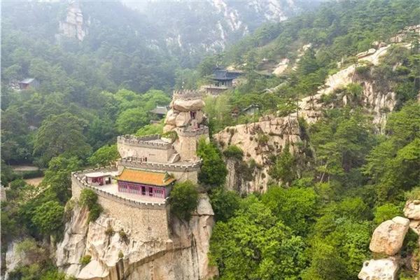 医巫闾山五佛寺风景区
