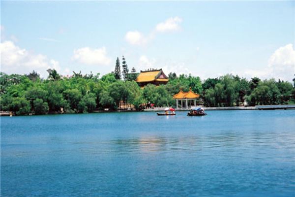 雷州西湖