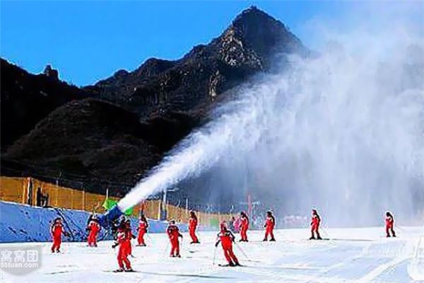 玉龙滑雪场