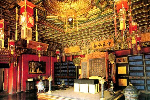 马蹄寺风景区