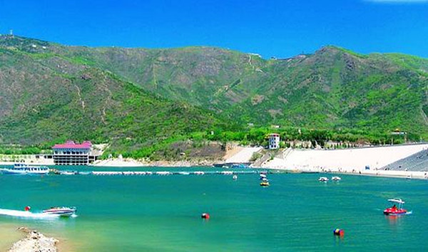 十三陵水库