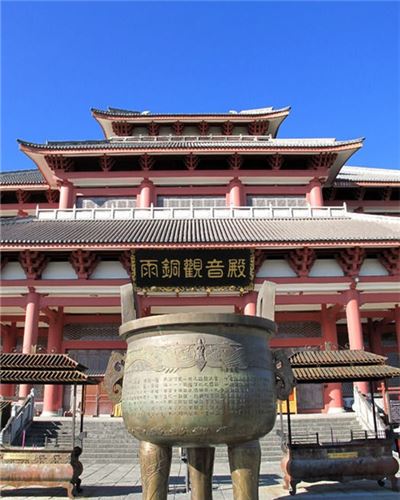 雨铜观音殿