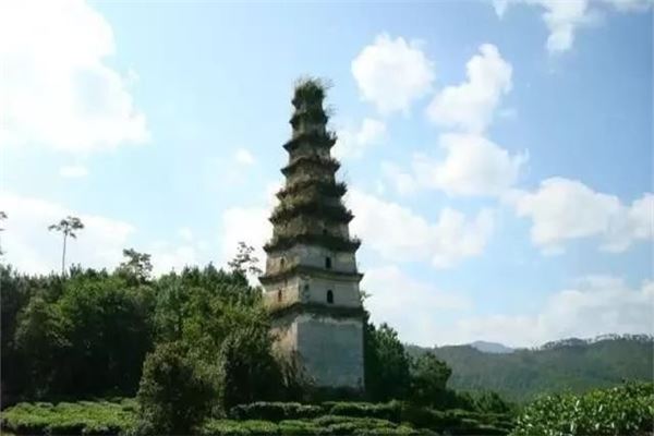 南鲸山文笔塔