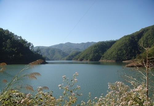 杨村燕翼围