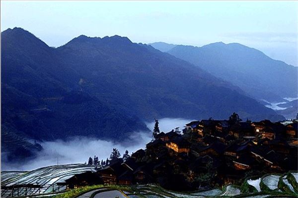 永灵山