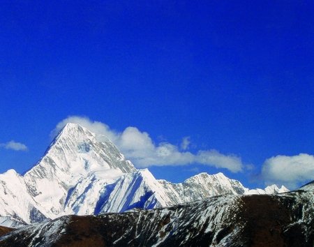 贡嘎山