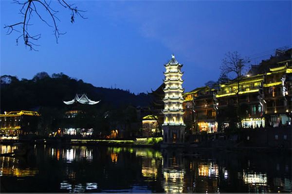 万名塔