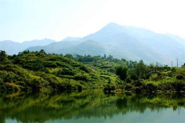 黄袍山