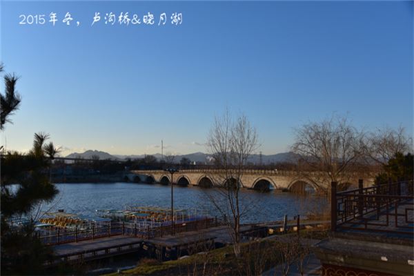 白云晓月