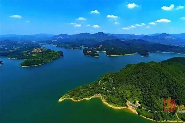 东白湖